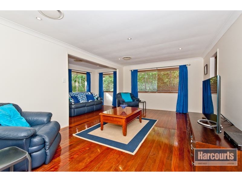 7 Gundara Street, The Gap QLD 4061