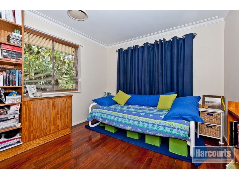 7 Gundara Street, The Gap QLD 4061