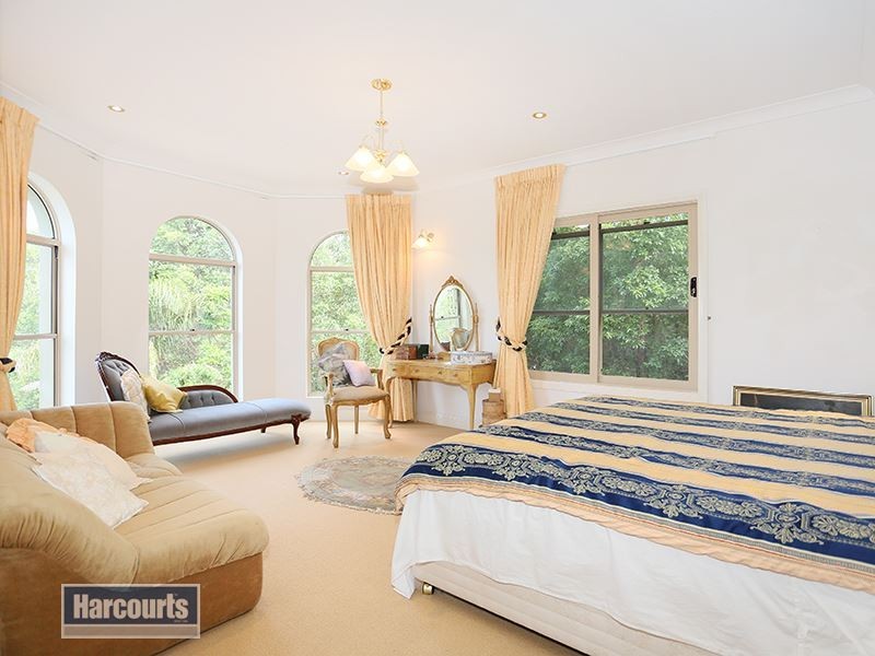 81 Clare Place, The Gap QLD 4061