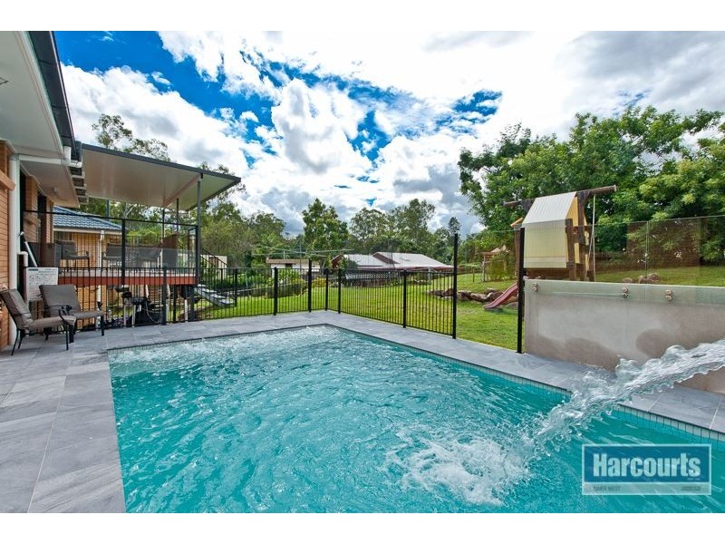 15 Naroo Street, The Gap QLD 4061