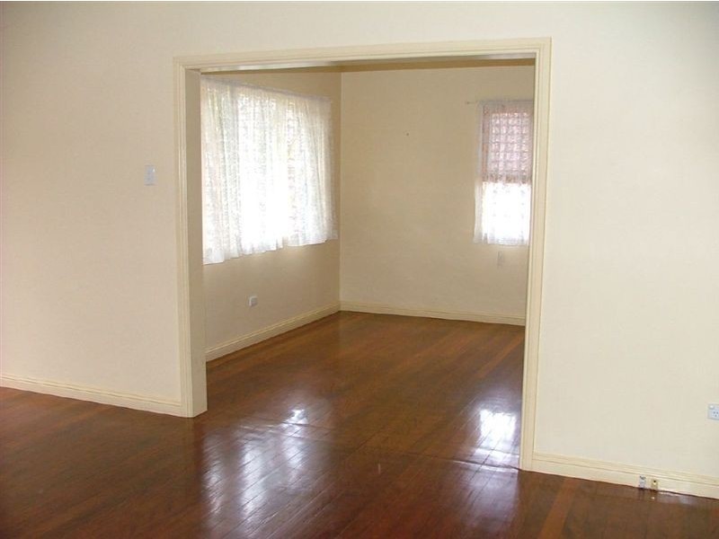 2/94 Royal Pde, Ashgrove QLD 4060