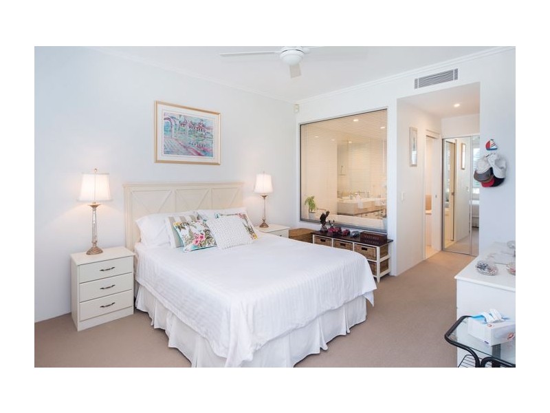 1762 Rialto Quay Drive, Hope Island QLD 4212