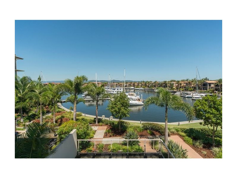 1762 Rialto Quay Drive, Hope Island QLD 4212