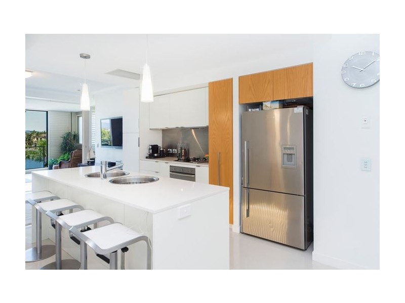 1762 Rialto Quay Drive, Hope Island QLD 4212