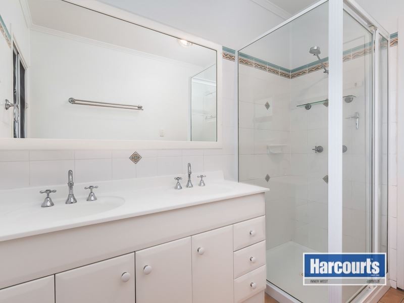 74 Niven Street, Stafford Heights QLD 4053