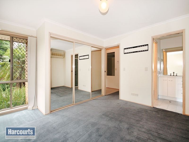 21 Saraband Drive, Eatons Hill QLD 4037