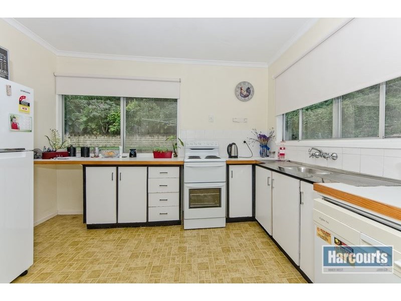 18 Ukamirra Court, Ferny Hills QLD 4055