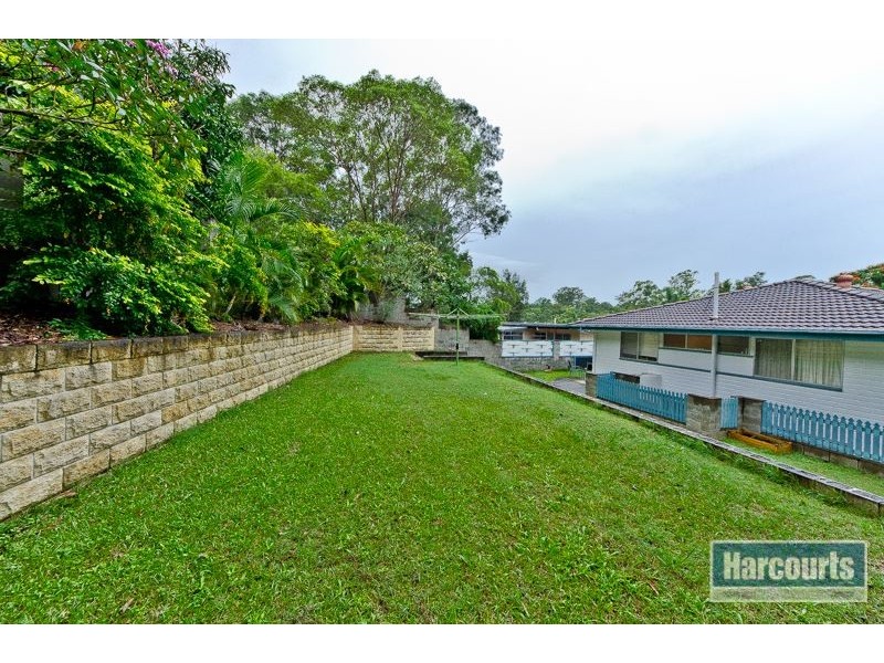 18 Ukamirra Court, Ferny Hills QLD 4055