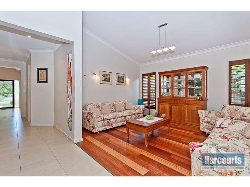 20 Patricia Drive, The Gap QLD 4061