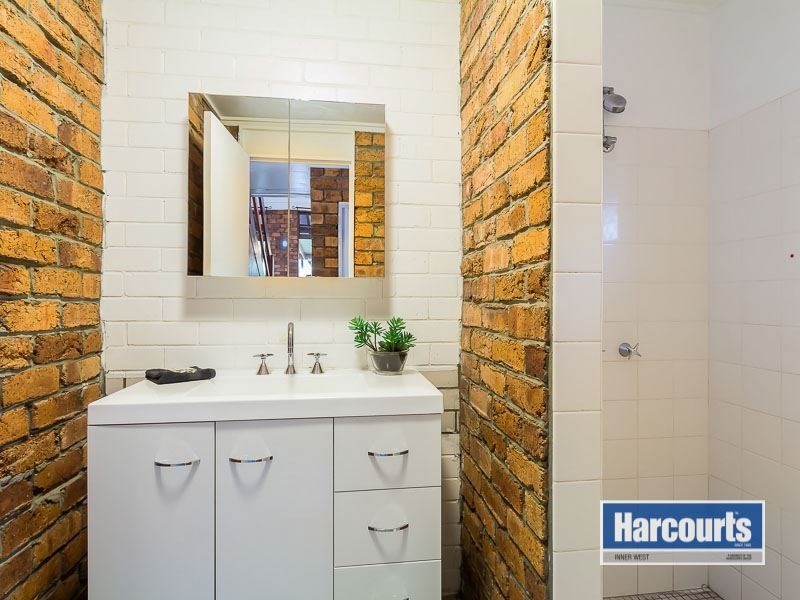 6 Bernarra Street, The Gap QLD 4061