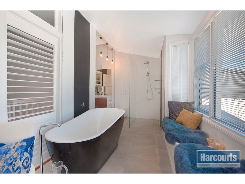 36 Enoggera Terrace, Red Hill QLD 4059