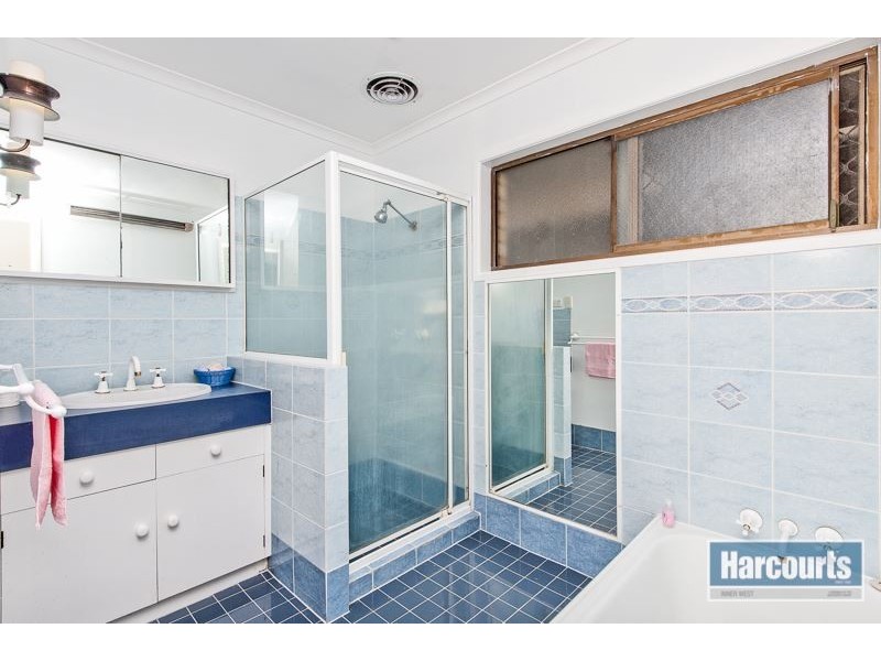2 Kilcolman Street, The Gap QLD 4061