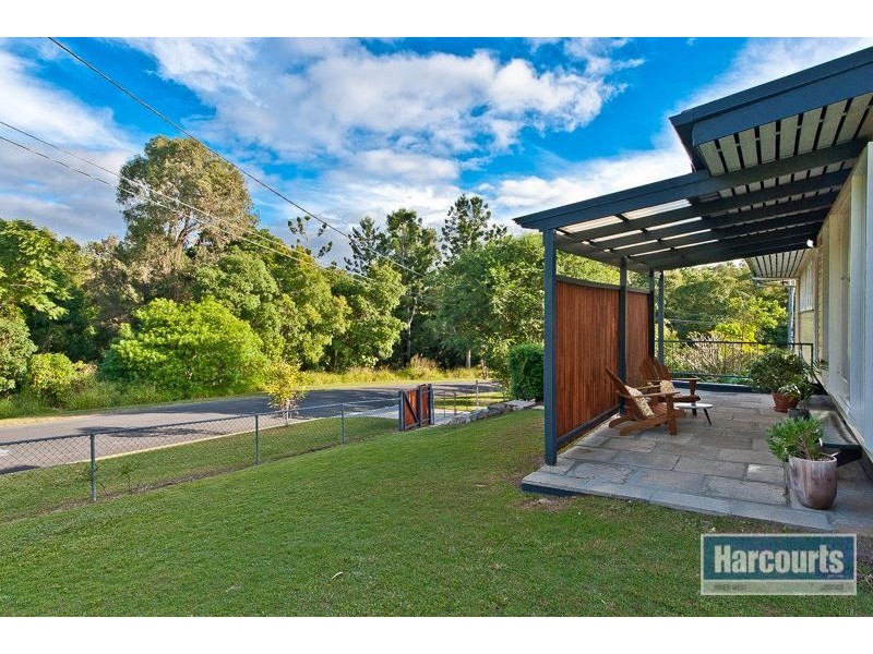 17 Riaweena Street, The Gap QLD 4061