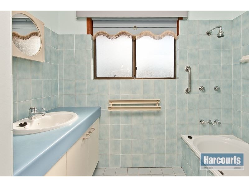 1 Cedarhurst Street (Cnr of Paten Road), The Gap QLD 4061