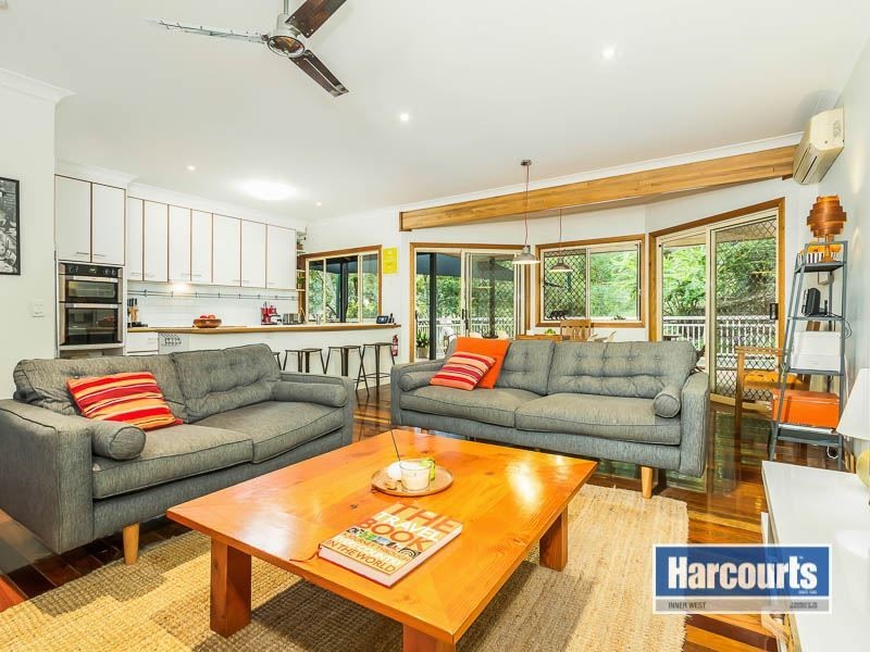 7 Tyrrell Court, The Gap QLD 4061