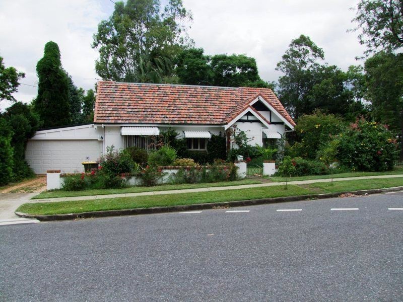 124 Frasers Road, Ashgrove QLD 4060