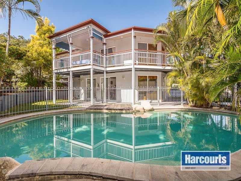14 Easton Close, The Gap QLD 4061