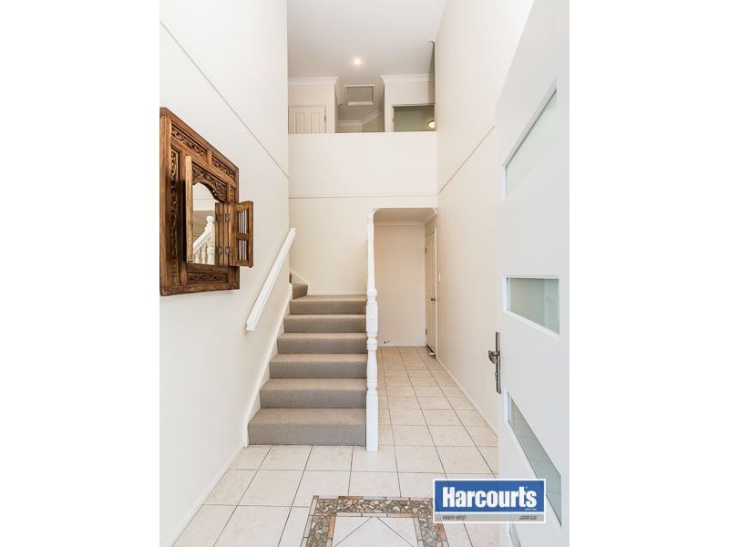 14 Easton Close, The Gap QLD 4061