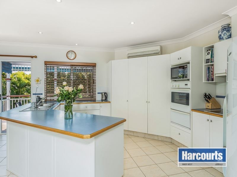 14 Easton Close, The Gap QLD 4061