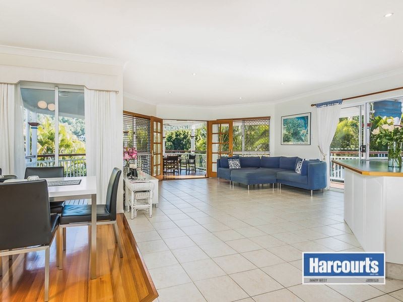 14 Easton Close, The Gap QLD 4061