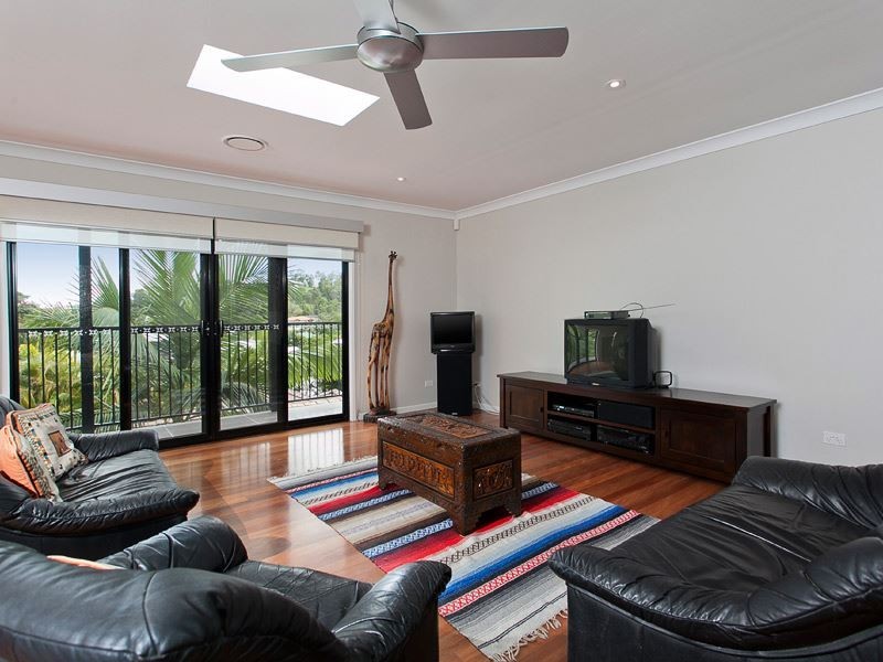 13 Wollundry Place, The Gap QLD 4061
