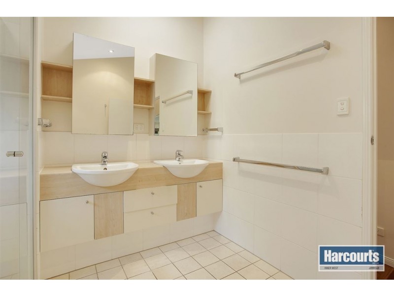 25 Romea Street, The Gap QLD 4061