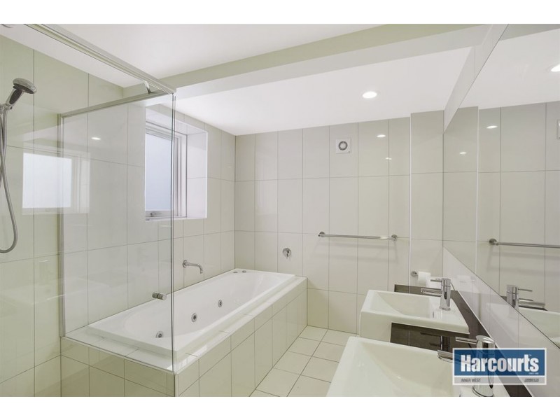 25 Romea Street, The Gap QLD 4061