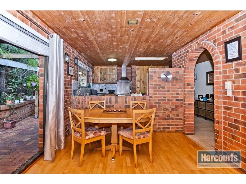 35 Eppalong Street, The Gap QLD 4061