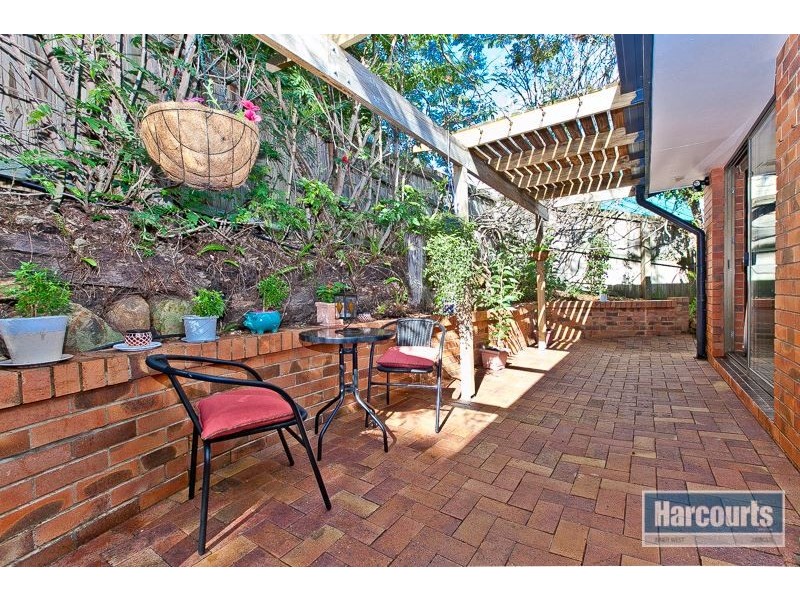 35 Eppalong Street, The Gap QLD 4061