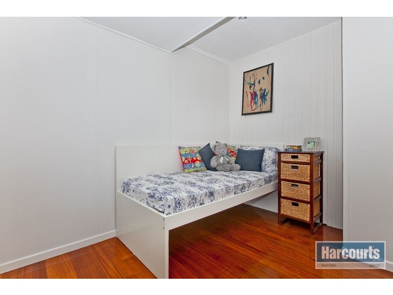 18 Whitehead Road, The Gap QLD 4061