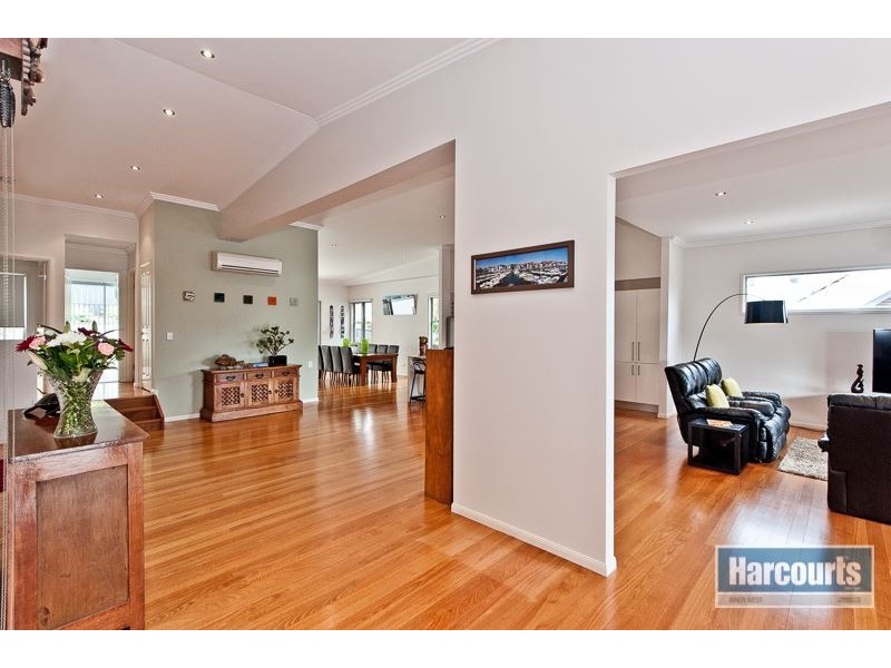 5 Stonehawke Place, The Gap QLD 4061