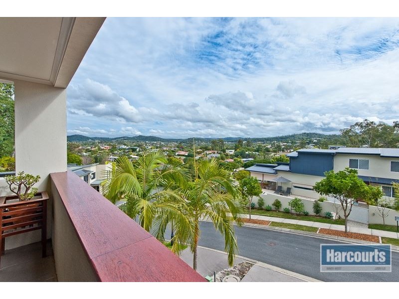 5 Stonehawke Place, The Gap QLD 4061