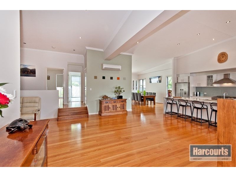 5 Stonehawke Place, The Gap QLD 4061