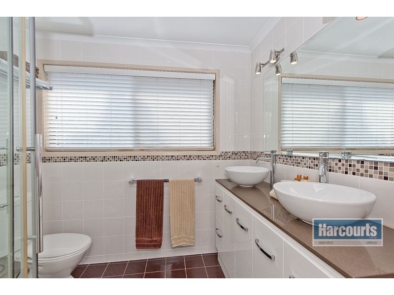 10 Belclare Street, The Gap QLD 4061