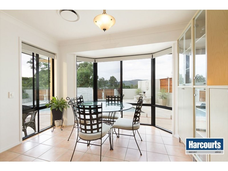 10 Tingward Street, The Gap QLD 4061