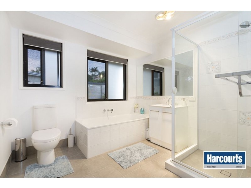 10 Tingward Street, The Gap QLD 4061