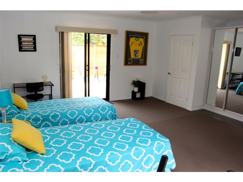 10 Tingward Street, The Gap QLD 4061