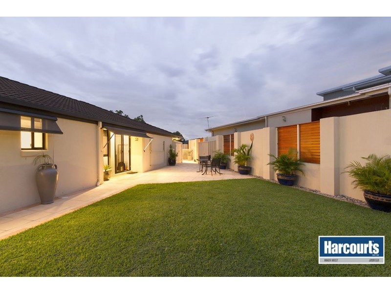 10 Tingward Street, The Gap QLD 4061