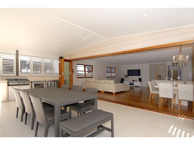 59 Fletcher Parade, Bardon QLD 4065