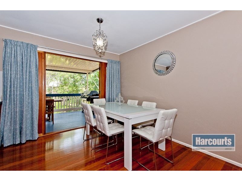 12 Tarnook Drive, Ferny Hills QLD 4055