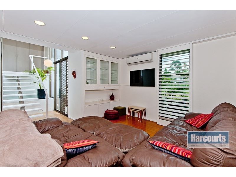 115 Riaweena Street, The Gap QLD 4061