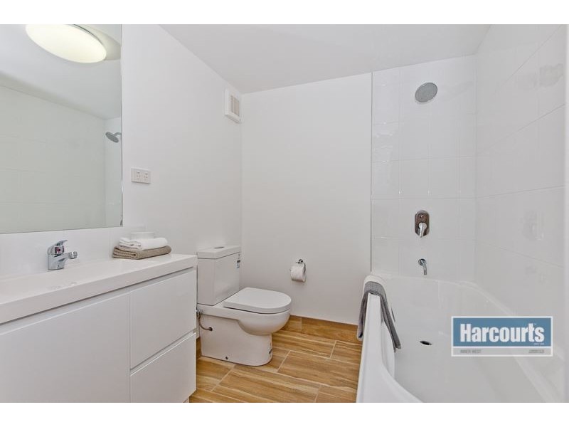 43 Eppalong Street, The Gap QLD 4061