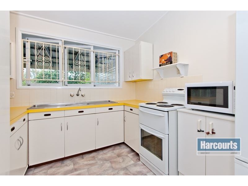 9 Eidsvold Street, Keperra QLD 4054