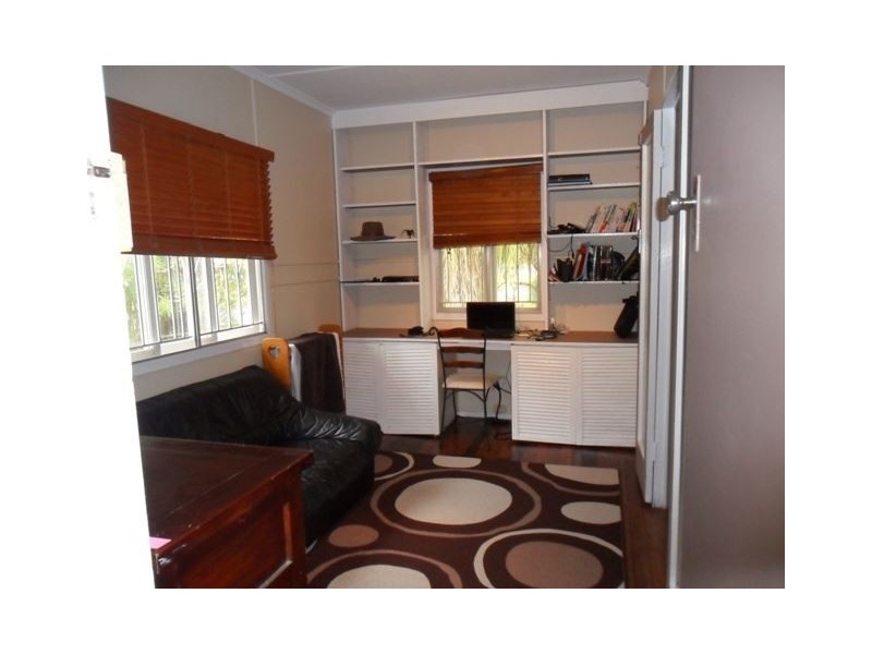15 Bromwich Street, The Gap QLD 4061