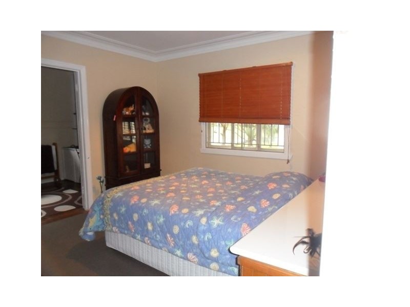 15 Bromwich Street, The Gap QLD 4061