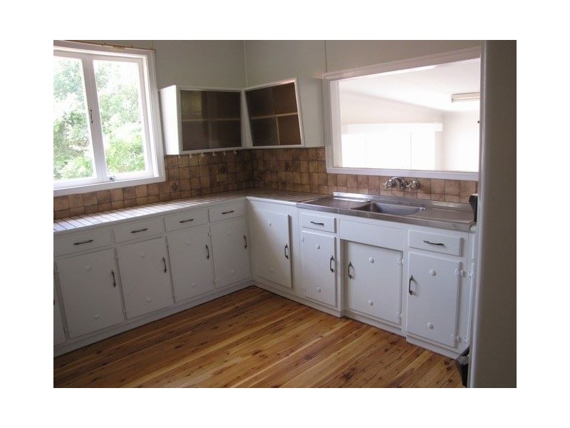 12 Paten Road, The Gap QLD 4061