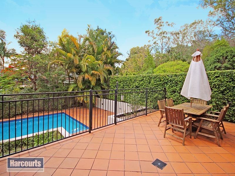 10 Sherman Street, The Gap QLD 4061