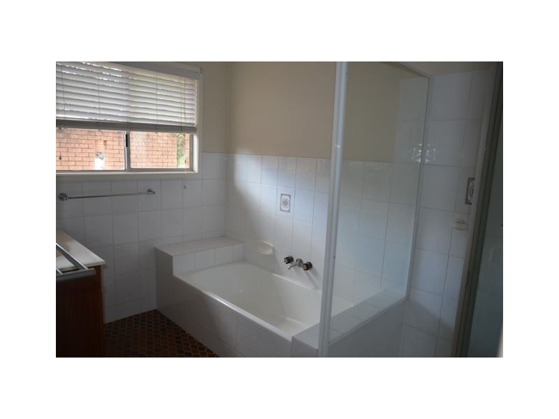 18 Harward Street, The Gap QLD 4061