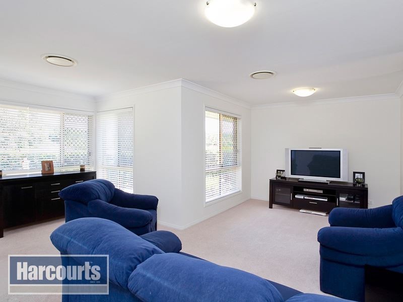 56 Falconglen Place, Ferny Grove QLD 4055