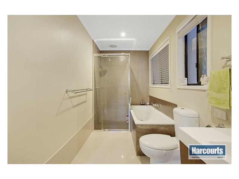 64 Kirikee Street, Ferny Grove QLD 4055